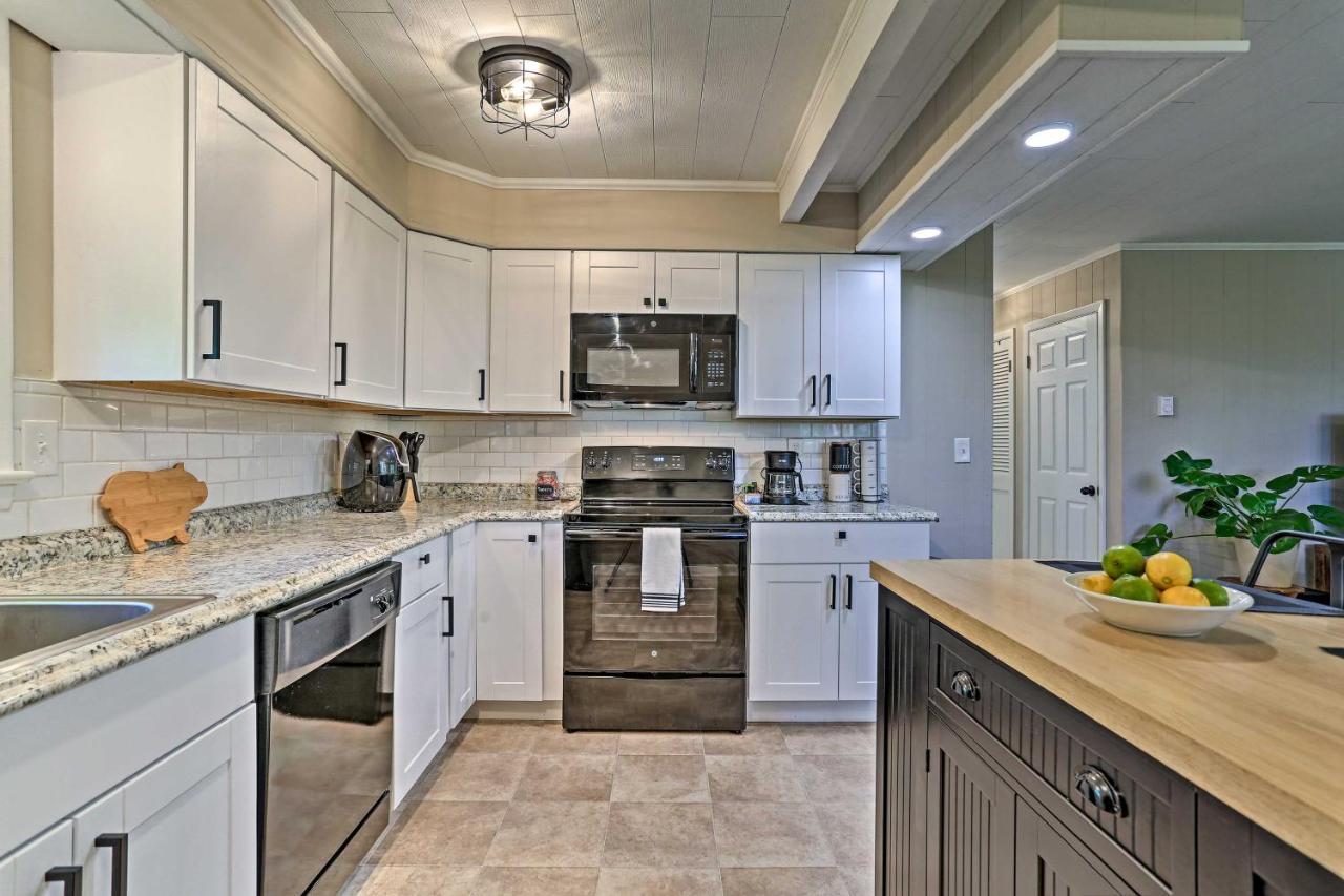 Modern East Stroudsburg Home With Deck And Gas Grill! ภายนอก รูปภาพ